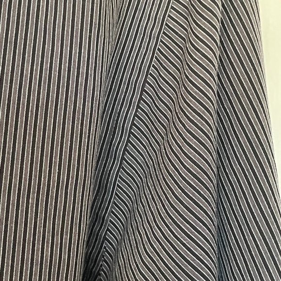 Men's Pierre Cardin Black and Gray Stripe Long Sleeve Dress Shirt Size XL - Picture 5 of 6